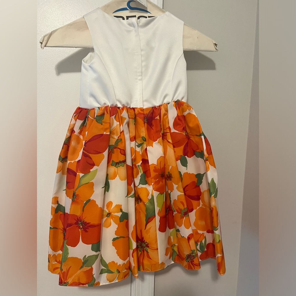 Cute floral dresses